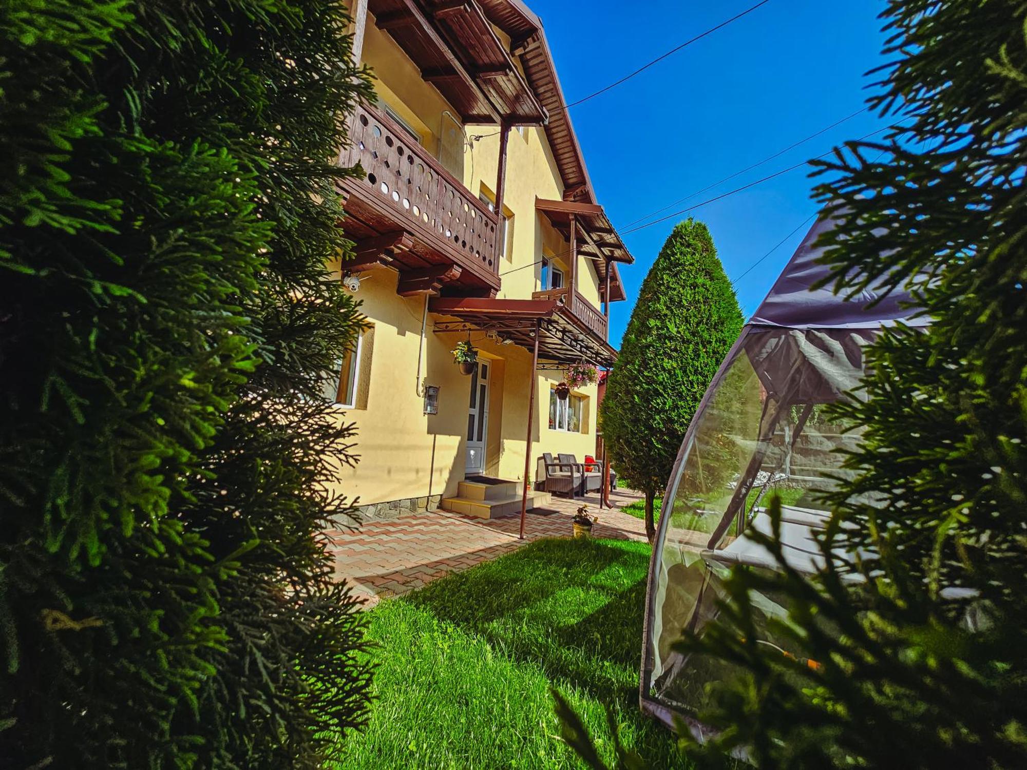 Alpine Bliss Sinaia Hotel Exterior photo